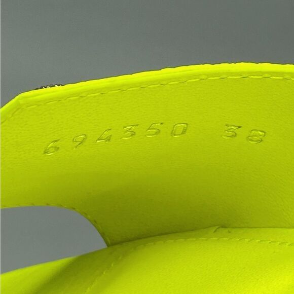 Balenciaga Women's Cagole Buckle Stud Slide Sandals size 38 - Picture 9 of 16